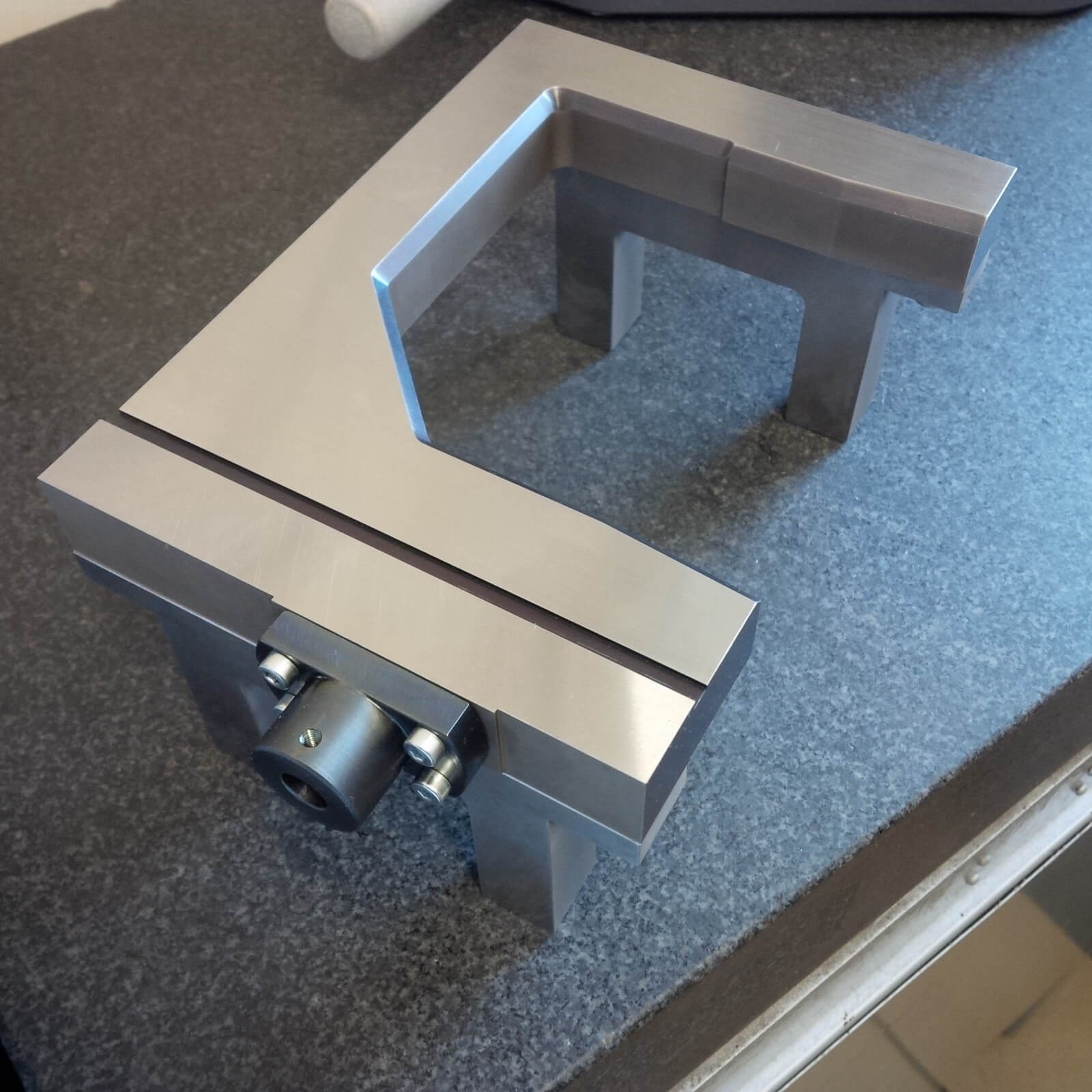 egyedi-idomszer-gyartas-3